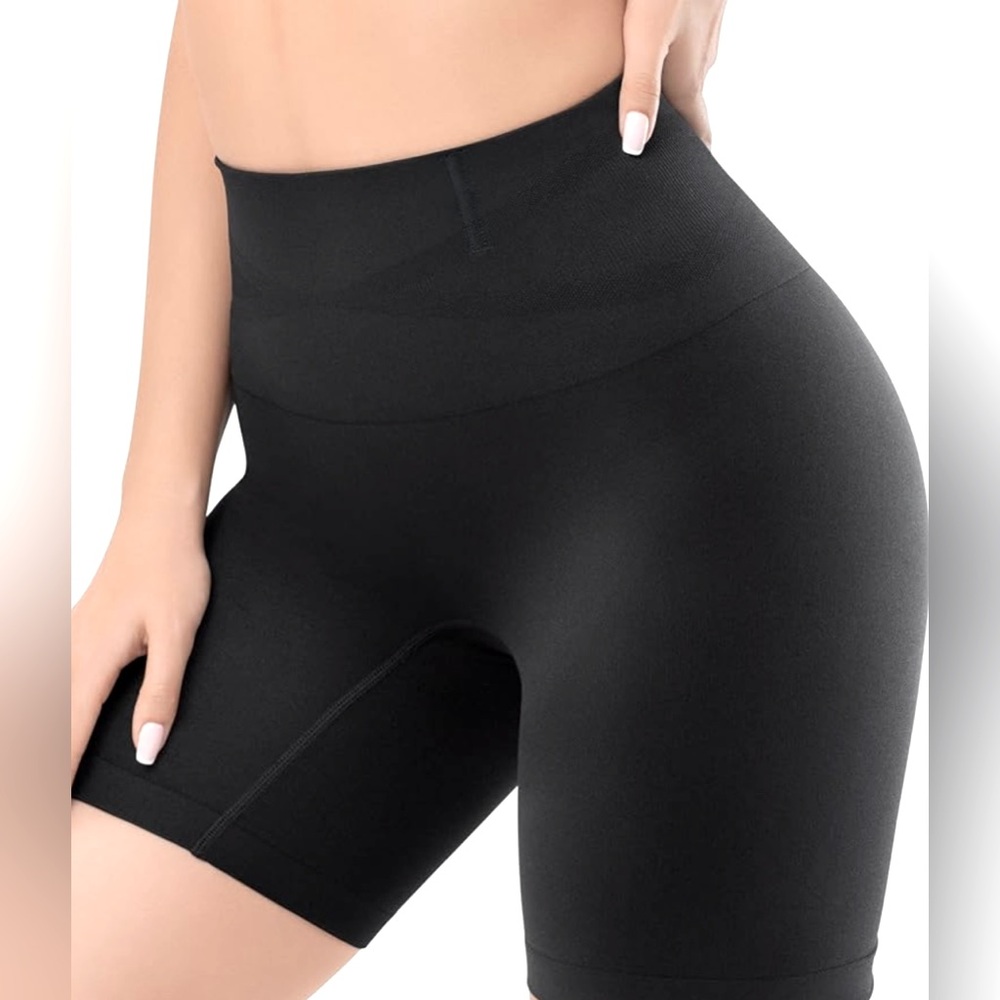 NWT Esa Black Liang Shapewear Tummy Control, Mid-Waist Body Shaper Shorts,Size M